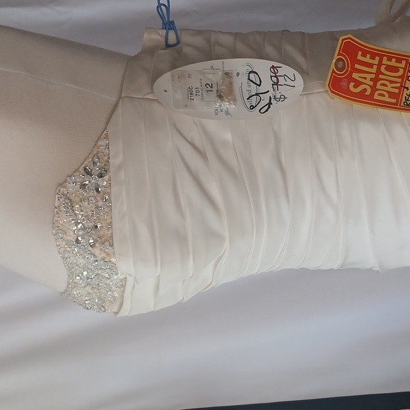 New! Tags!! ALFRED ANGELO Elegant White Strapless SIZE 12 BEADED- DIAMOND WHITE - Picture 9 of 13